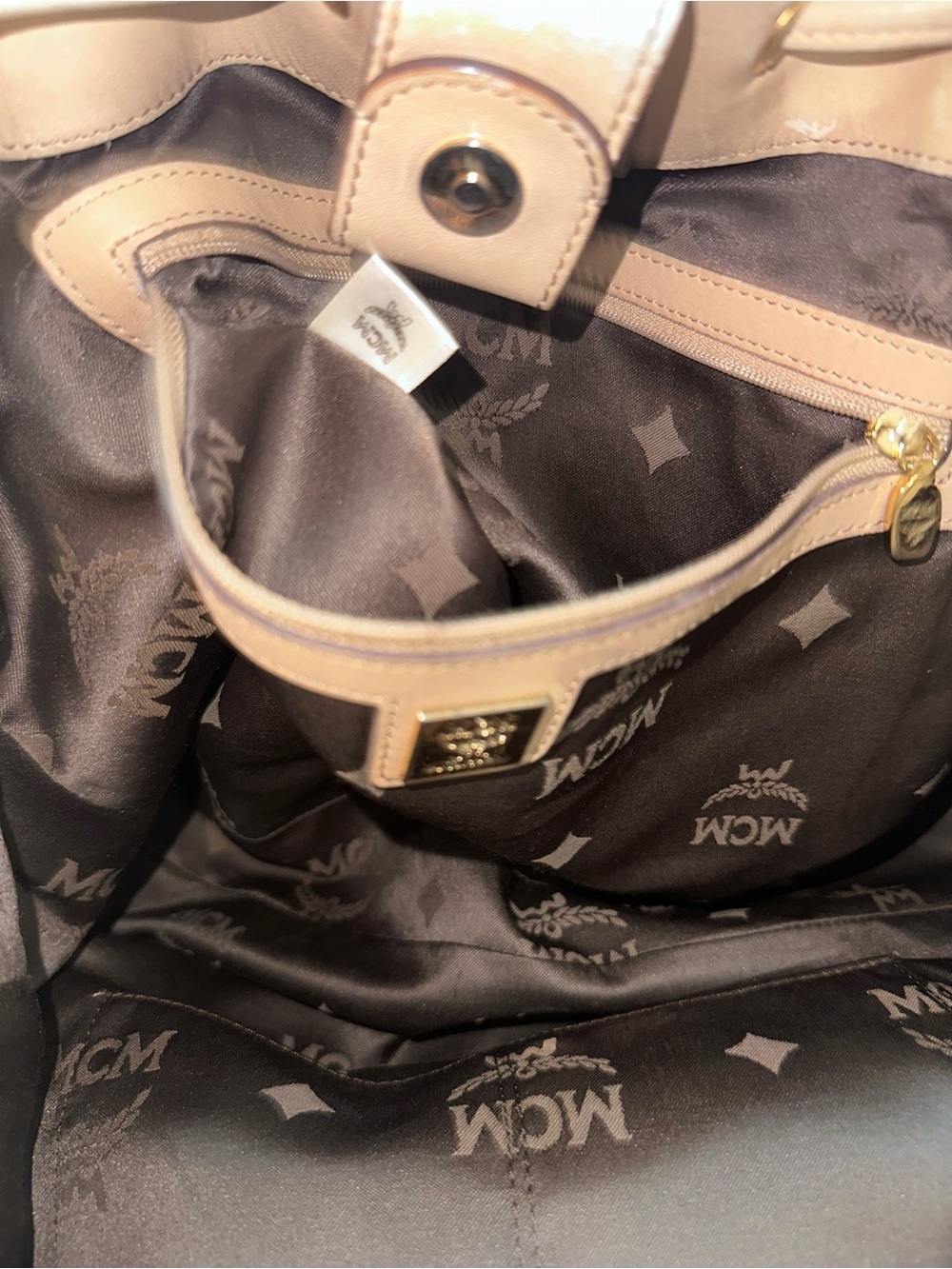 MCM Beige Visetos Drawstring Shoulder Bag with Black Logo Print - Picture 11 of 16